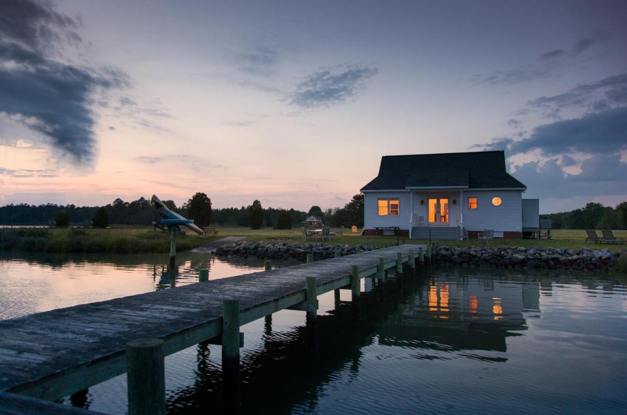 Inn At Warner Hall Gloucester Екстер'єр фото